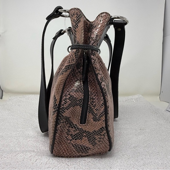 Sharif Studio made in the USA Genuine leather drawstring snake skin handbag - Picture 5 of 16